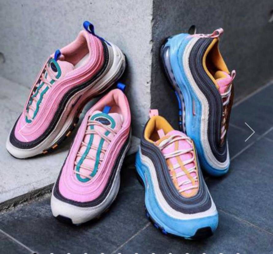 AIRMAX97のコーデュロイですが、最近アウトレットで見た