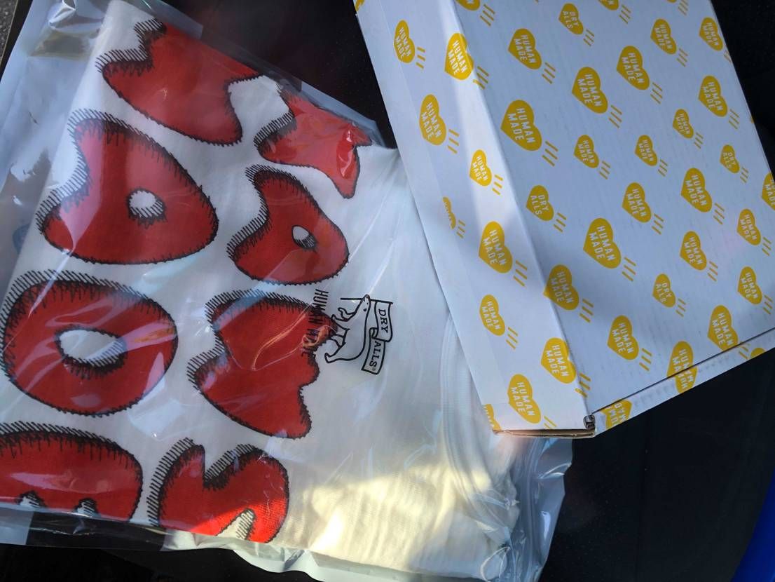 サイズがめっちゃ小さかったから、こちらで販売したのですがBOXも送らないと付属品