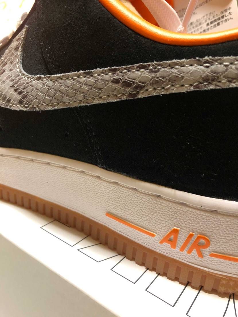 Nike by you AIR FORCE 1 アンロックド