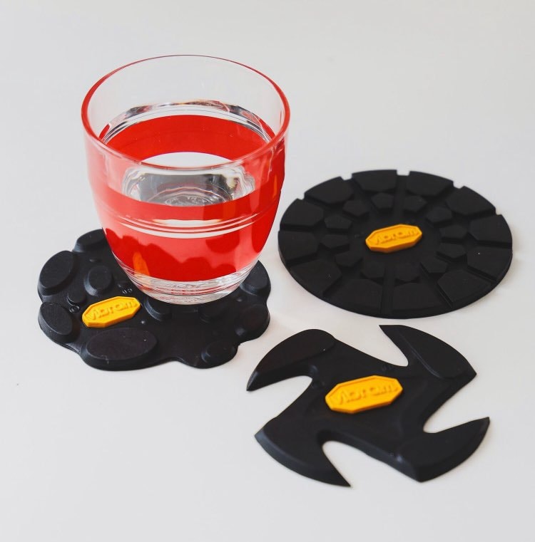 
Vibramをコースターに使用するとは、目の付け所が良い🙆