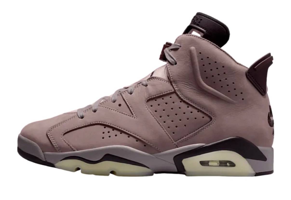 これは、そのうち定価割れかな。
アママ。。