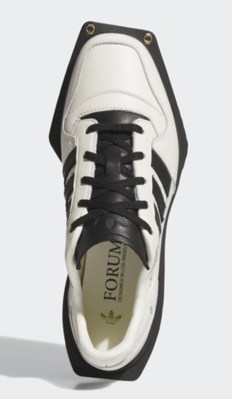 サイズ欠けもありますが、ZOZOで販売してますよ。