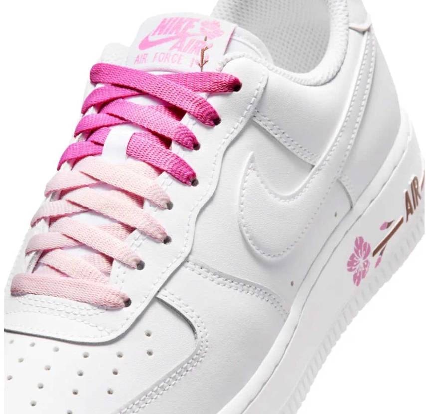 桜はこれぐらい控えめで良い🌸