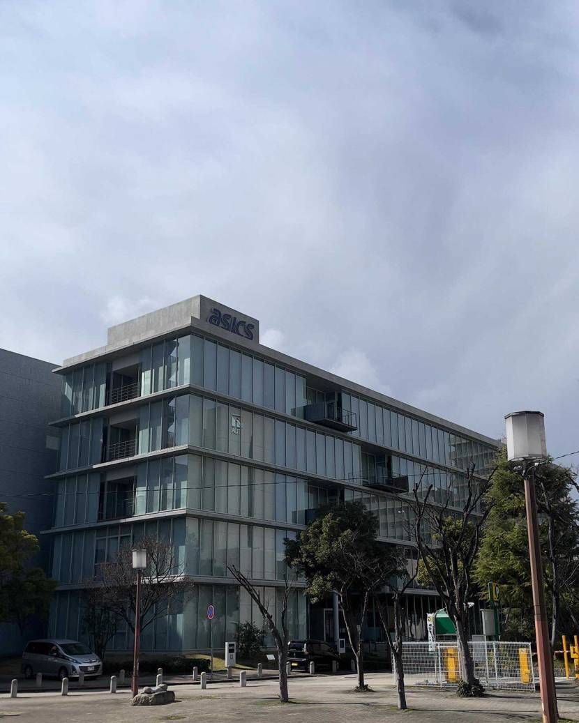 ASICS HQ
5,6年前から友人のスニーカーを見て気になりだし、GL3から