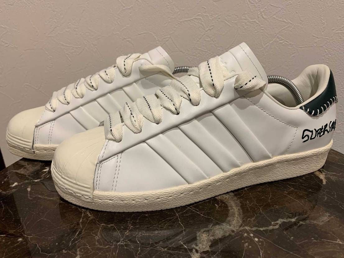 レザーのクオリティも高いし、
シンプルで最高！
“adi