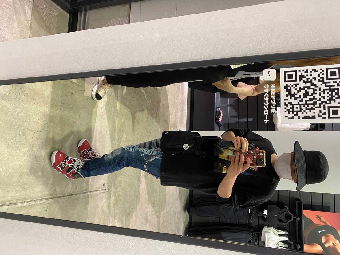 モアテン履きました❤️黒と合わせやすいのでよきよきです⭐️