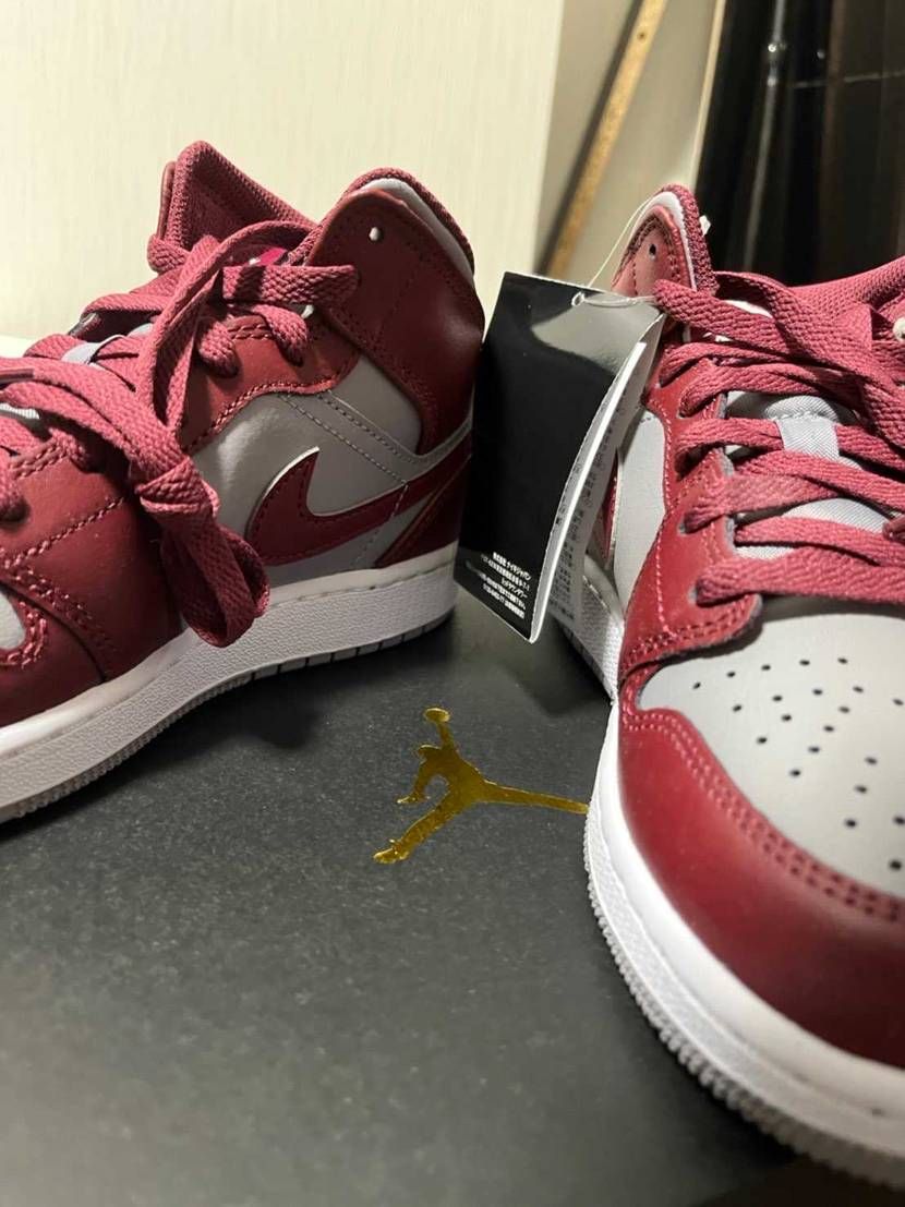 妹にジョーダンプレゼントしました🎁