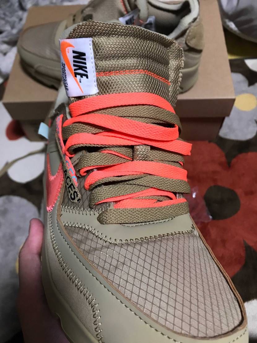 またまた暇だったんでシューレースを弄ってみました！
AirMax90のシューレ