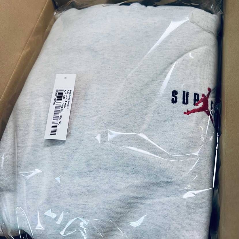 Supreme x Jordan Hooded Sweatshirt "Ash 