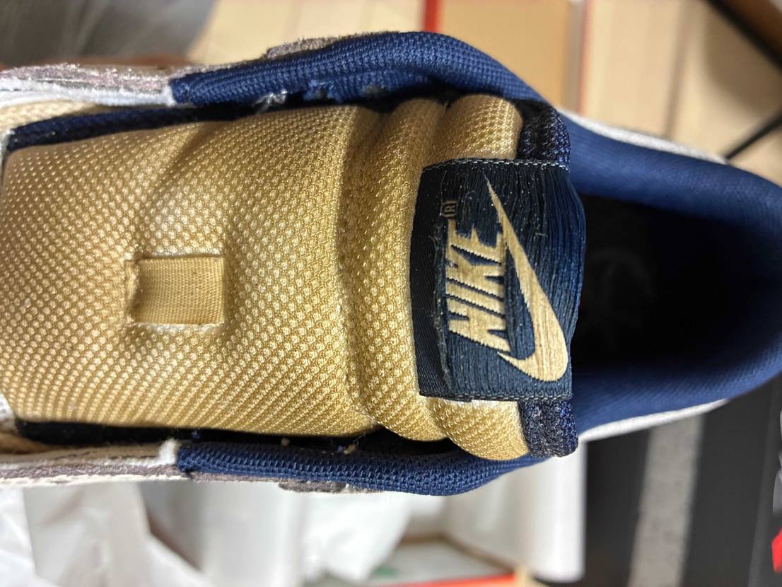 想像以上にかっこいい。
加工のこだわりと遊び心がダンクらし