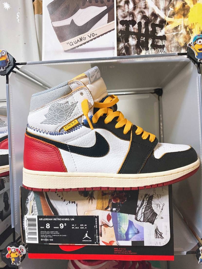 195000円で購入して2回しか履いていなかった美中古スニーカー
162000