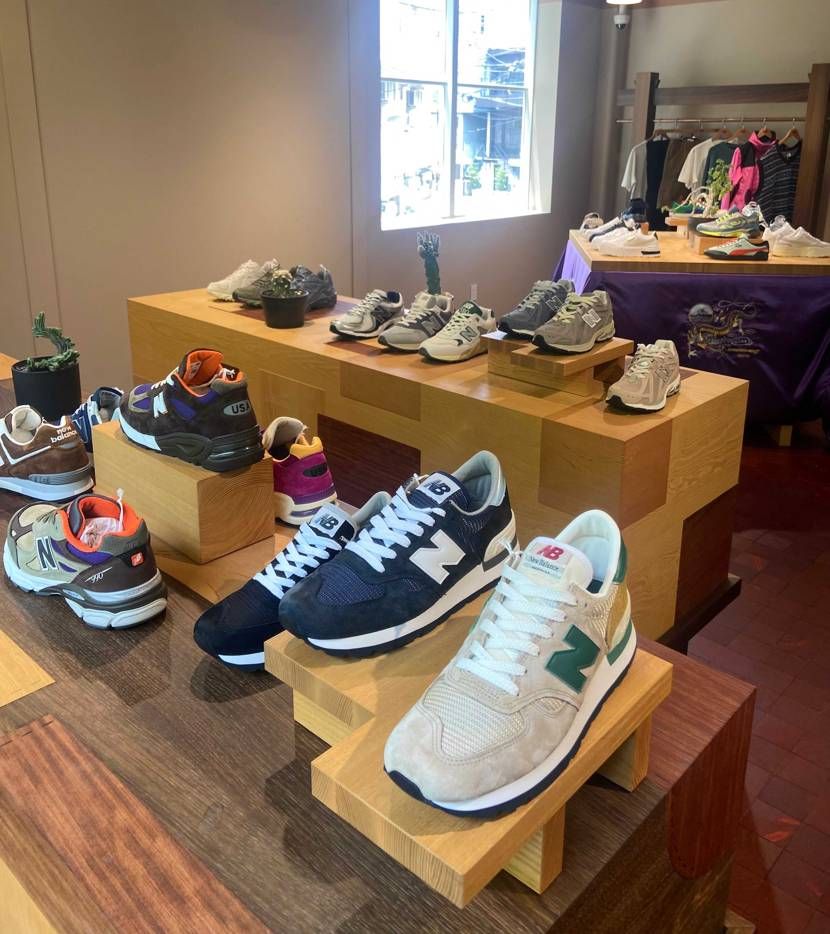 sns閉店セールしてましたね。
店員さん曰く在庫を処分ある程度出来たら
閉店