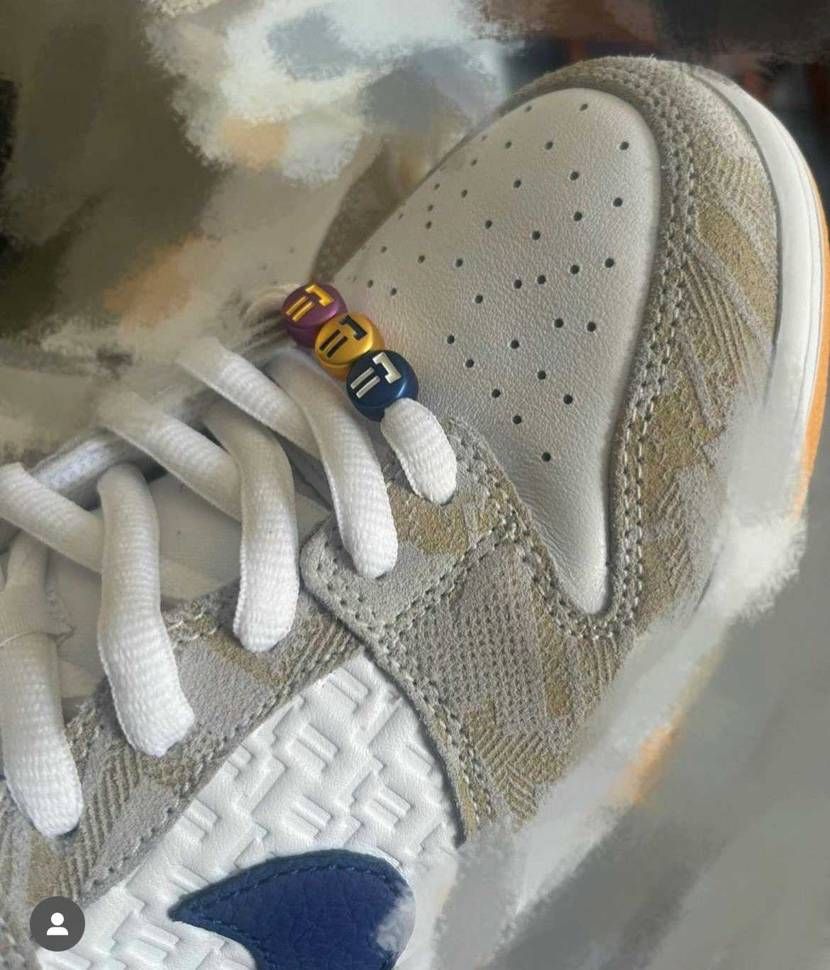 Rayssa Leal × Nike SB Dunk Low