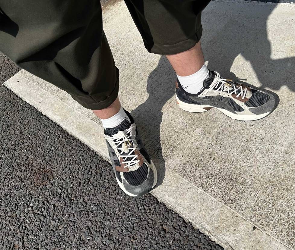 おはようございます☀️
今日は快適な朝をむかえております🙌
ハルコラホ履き