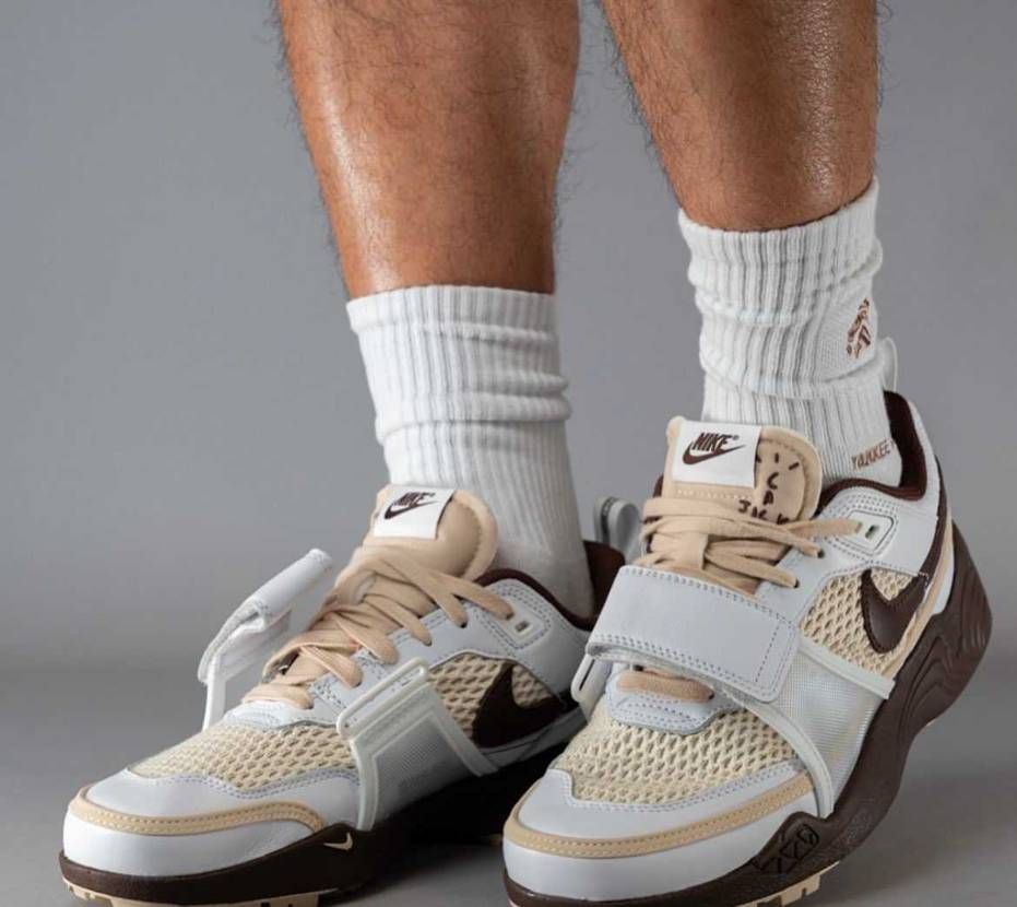 Travis Scott x Nike Zoom Field Jaxx "Lig