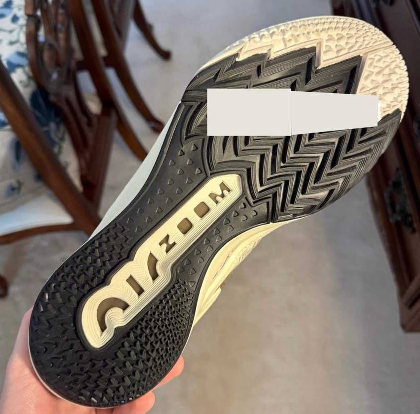 Travis Scott × NIKE GT CUT 2
