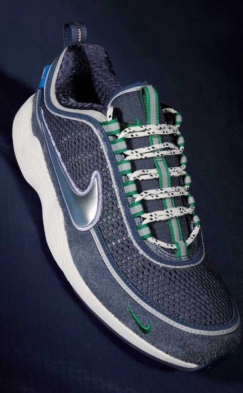 アンディフィーデッド✖︎Nike Air Zoom Spiridon

20