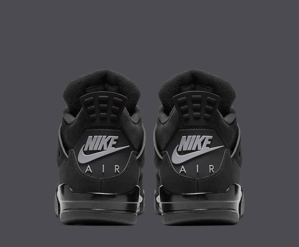 AJ4ブラックキャット🐈‍⬛
🍑がNIKEロゴなら🤤✨
