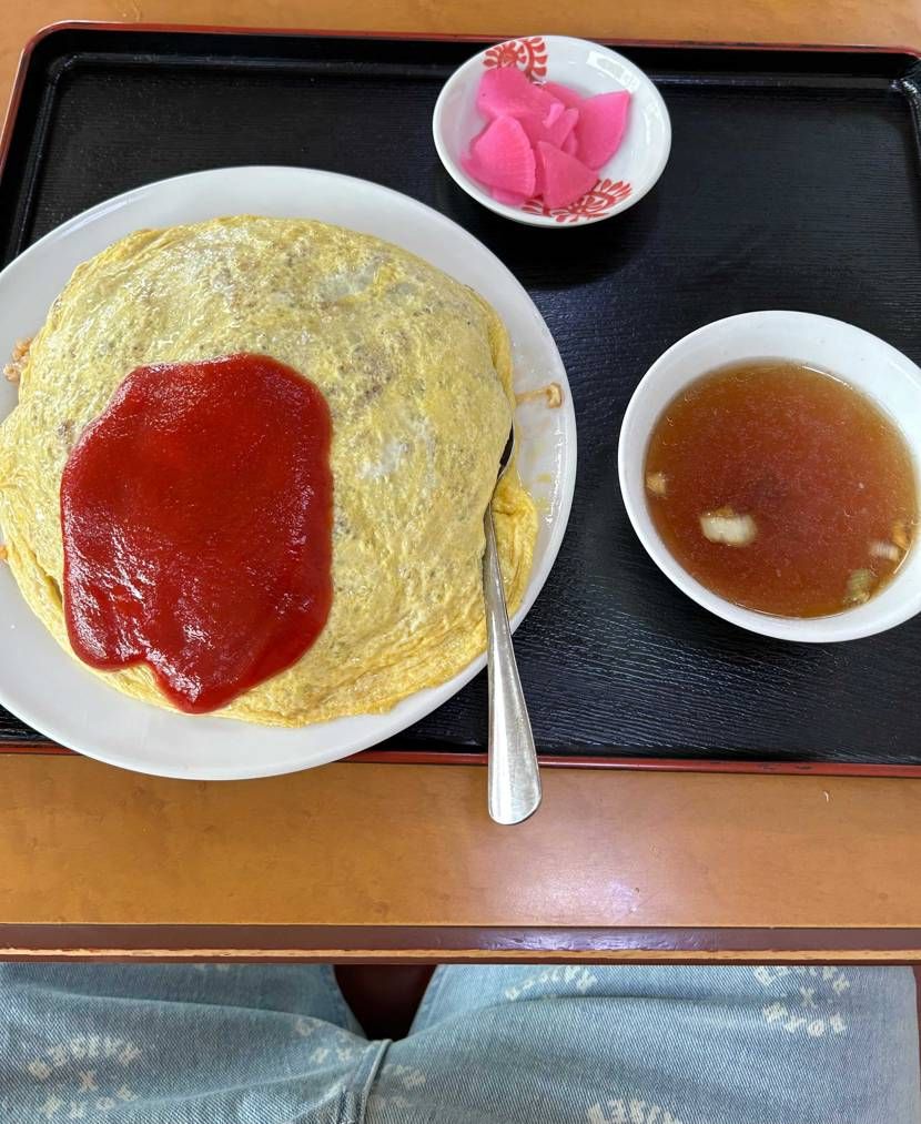 こんにちは🍜
地元の定食屋にてメシを食べに行きました😎

