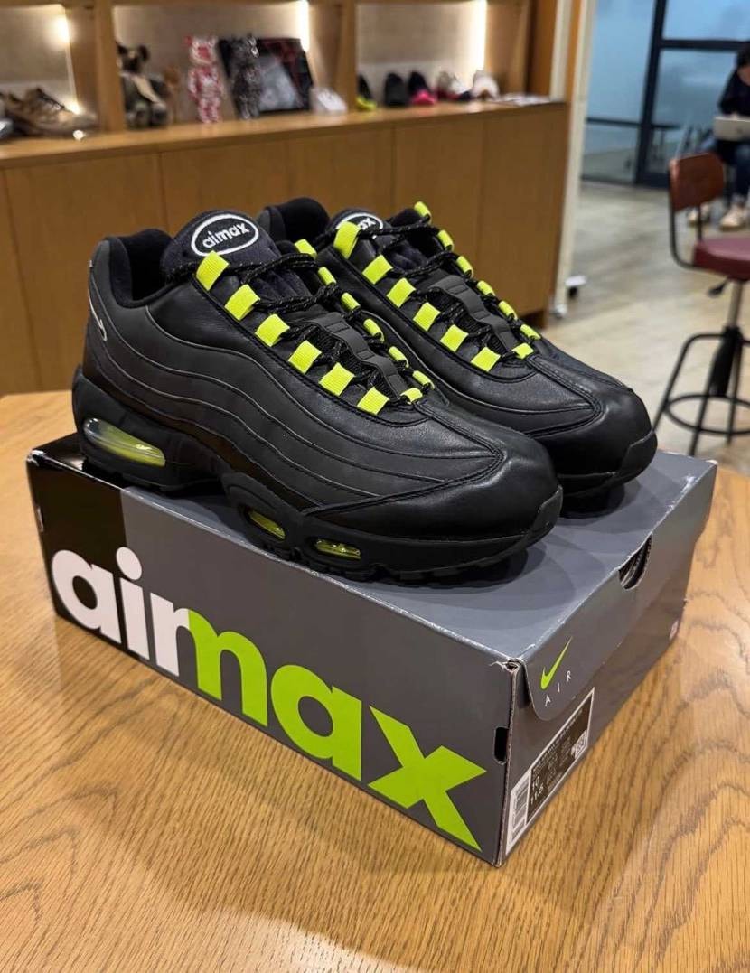 NIKE AIR MAX 95 BIG BUBBLE "HRJK"
近日中にリ