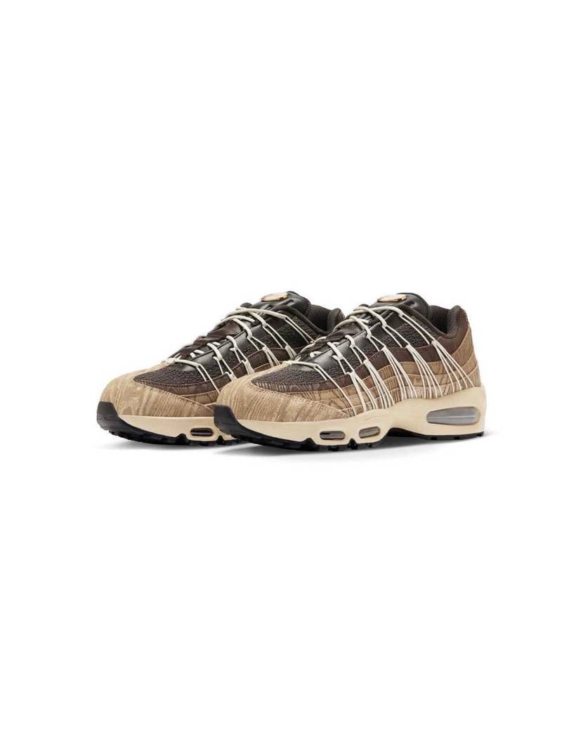 NIKE x PHANTACIエアマックス 95
国内は10/19 KITH 