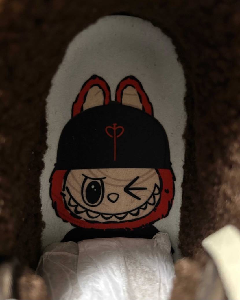 おはようございます😃
先日例のカスタム👟が到着しました。