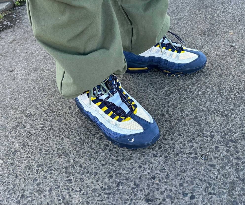 新年明けましておめでとうございます🎍⛩🎍
元旦初履きはエリックコストンコラボ✨