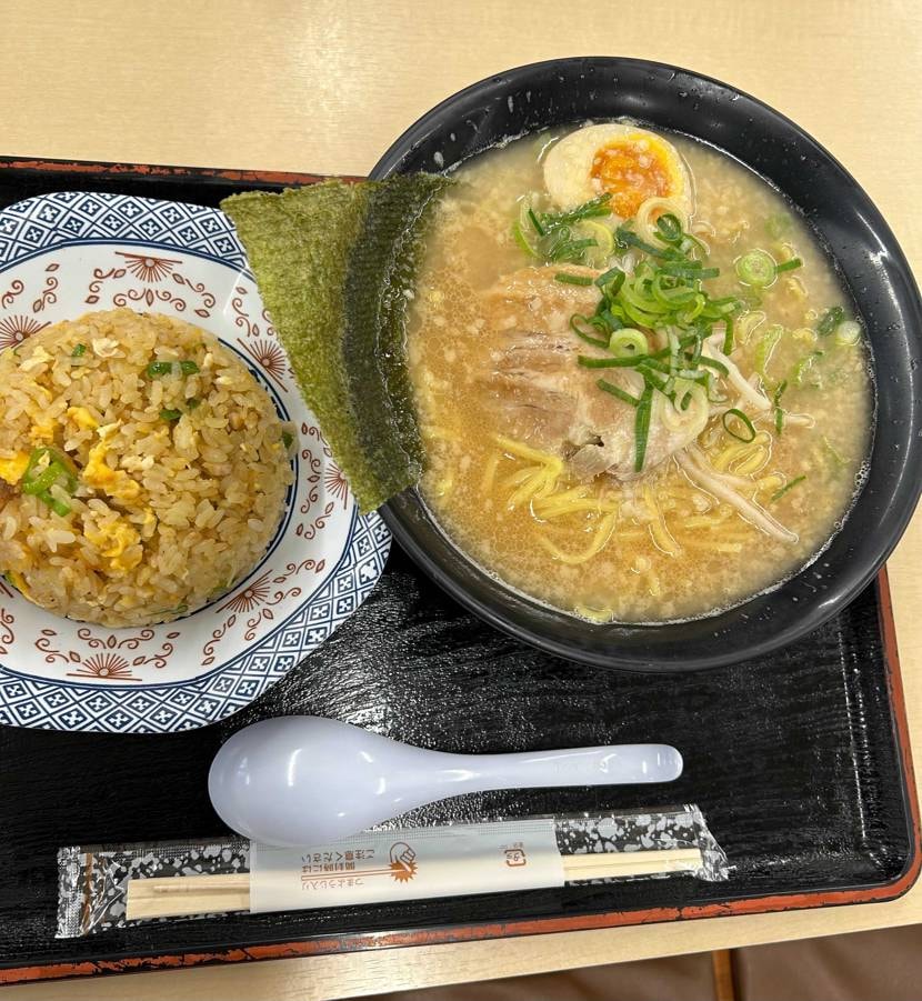 新年明けましておめでとうございます🎍⛩🎍
元旦初履きはエリ