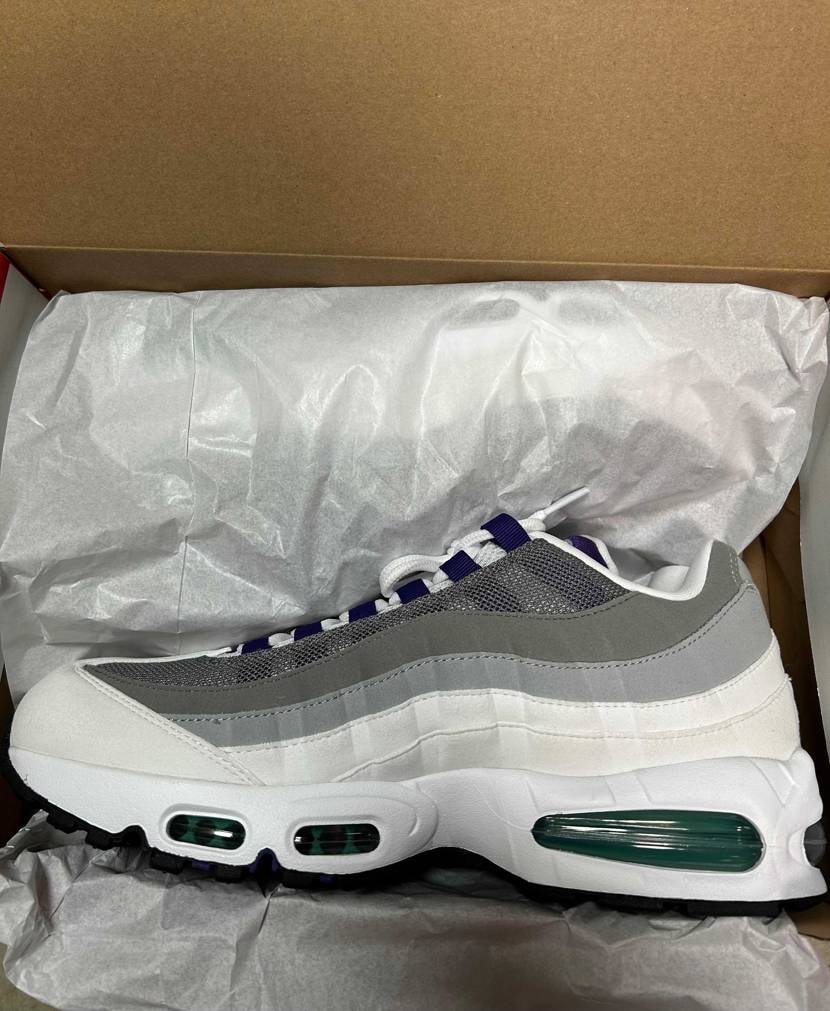 こちらも届きました。
う〜ん。。。
素材がほぼ繊維類で構築されているからすぐ