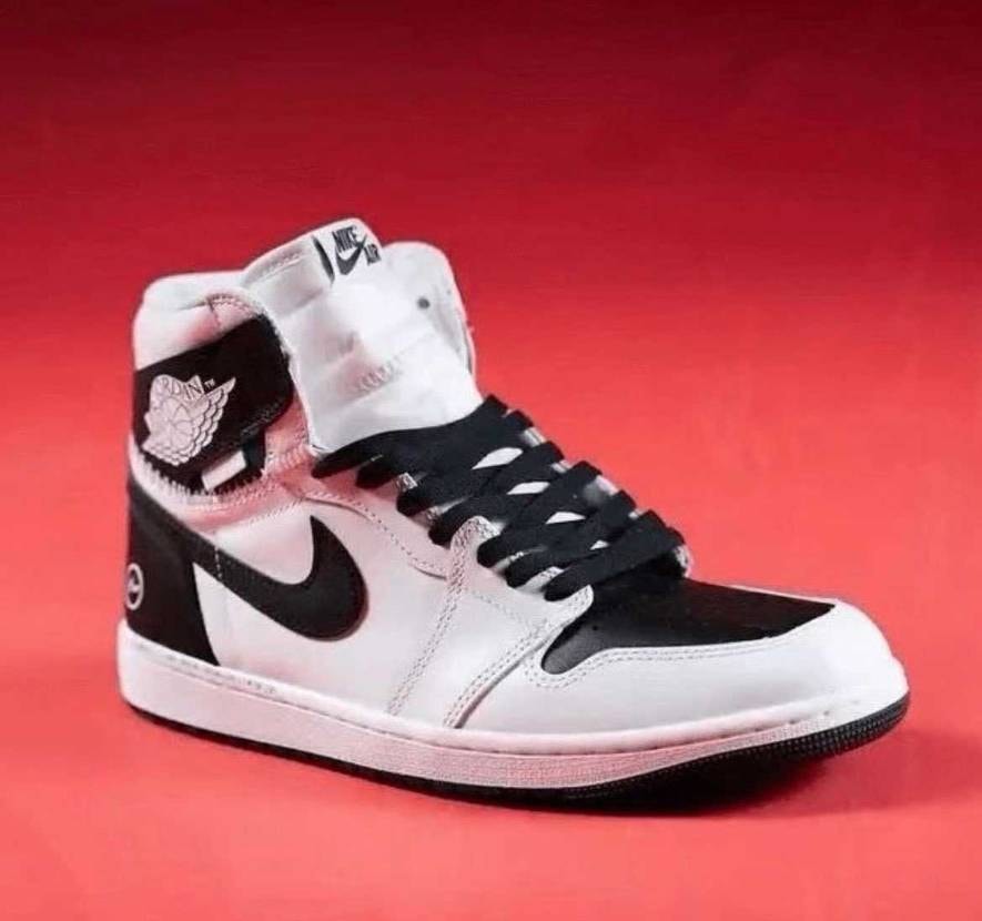 WeekendとXXXはほぼ確定らしいですね。
現場は先着順の時間厳守かな？