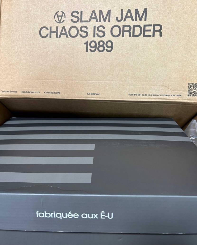 先程無事受け取りました！
slam jamの関税ですが他の