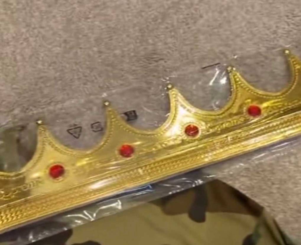 王冠👑ノベルティ実物画。