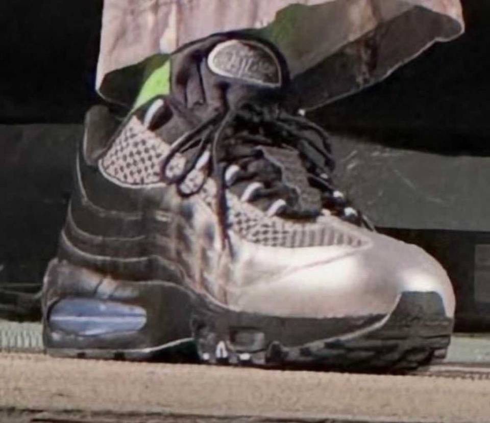 Palace × Nike Air Max95 First Look