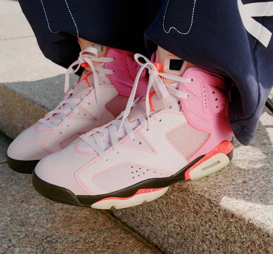 Awake NY × NIKE AIR JORDAN 6 "