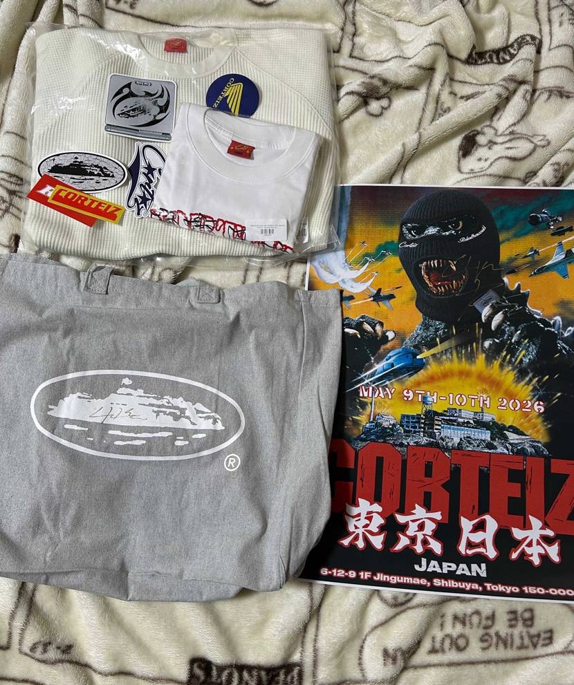 やっとポップアップから帰ってきました！
今日はClintご