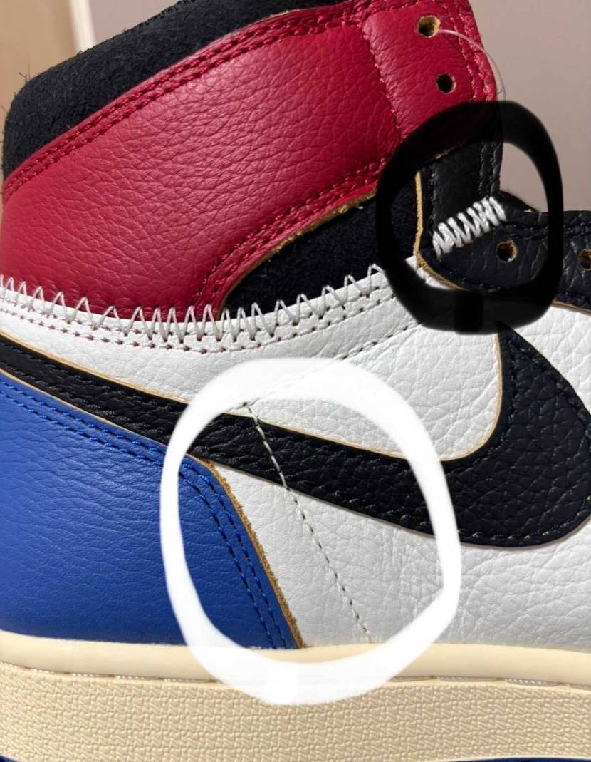 さっきまじまじとユニオン × フラグメントを見ていて気付いた