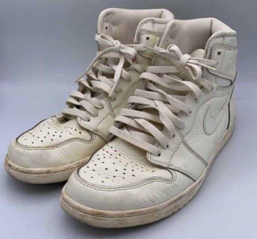 昨日、セカストにて取り寄せた汚れきったAIR JORDAN 1 ハイ　OGのセイ
