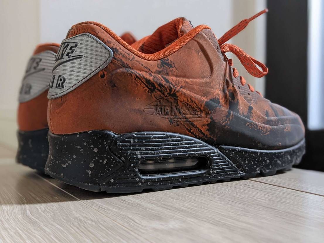 NIKE AIR MAX 90 QS MARS LANDING
お気に入り✨