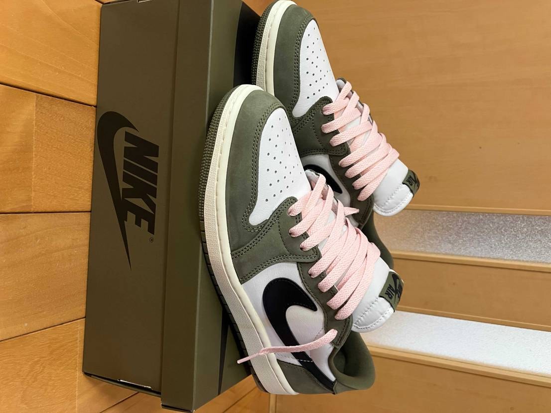 今年初めてのGOT'EM　ミディアムオリーブ凄くいい色です！
黒のシューレース