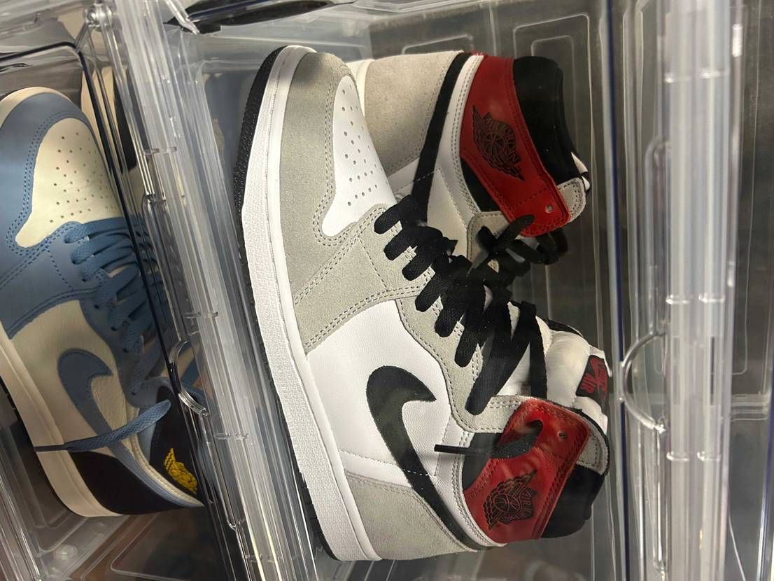 本日購入の27足目のAJ1は…🌝
" LIGHT SMOKE GREY"🎉
