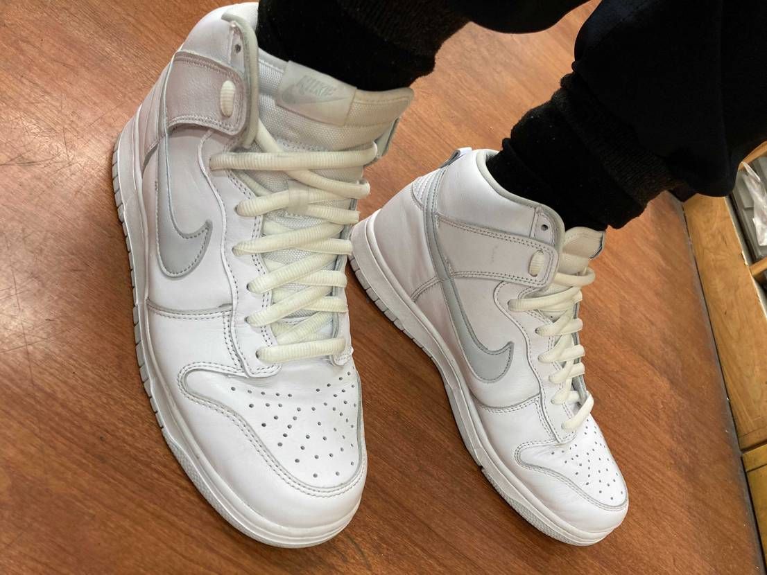 SBダンクがいつまで経っても買えないので丸紐にしてSB気分味わう。