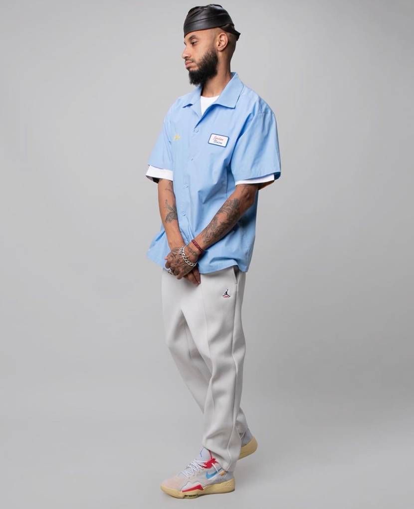 掲載のないアパレルの販売あしたないのかな〜
このシャツ欲しい...