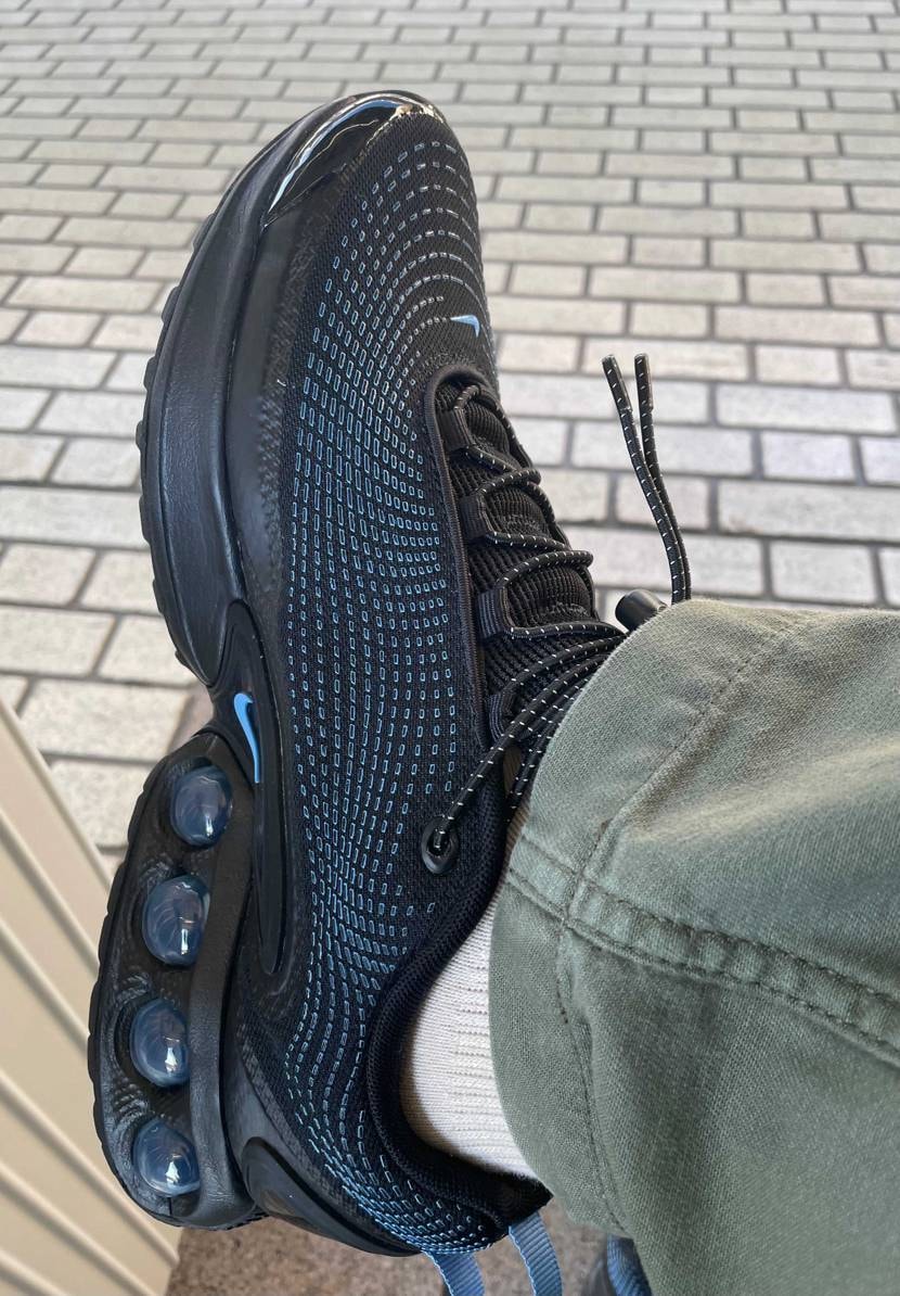 早速履いて九州へ出張
7000円サイコー😁