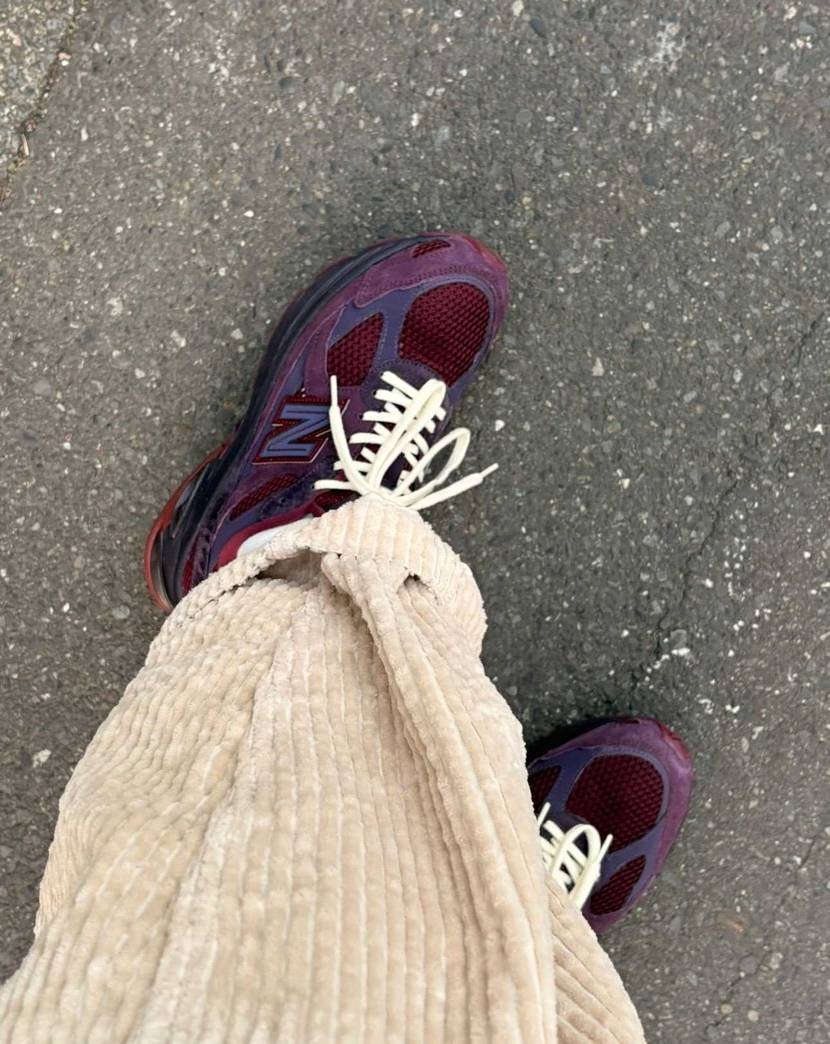 これは日陰で撮った写真です！
この写真だとこのスニーカーが