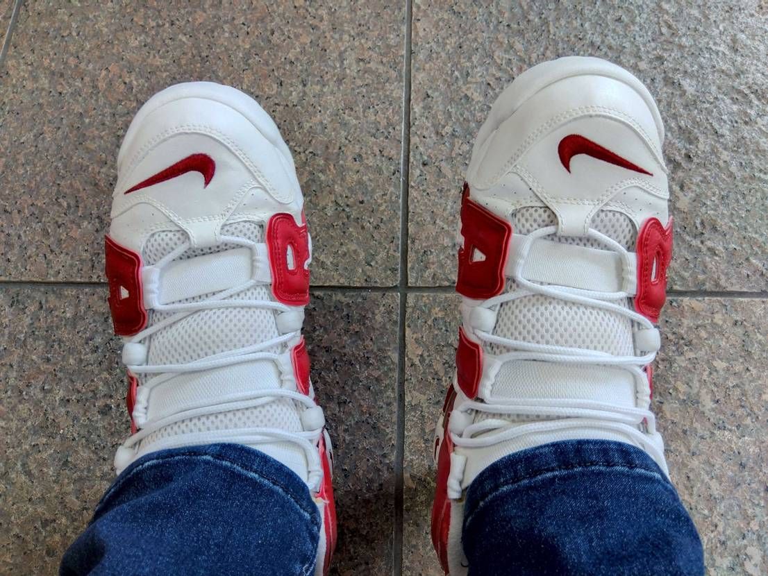台風も過ぎて道路も乾いていたのでモアテンVarsity Red
これも夏に履き