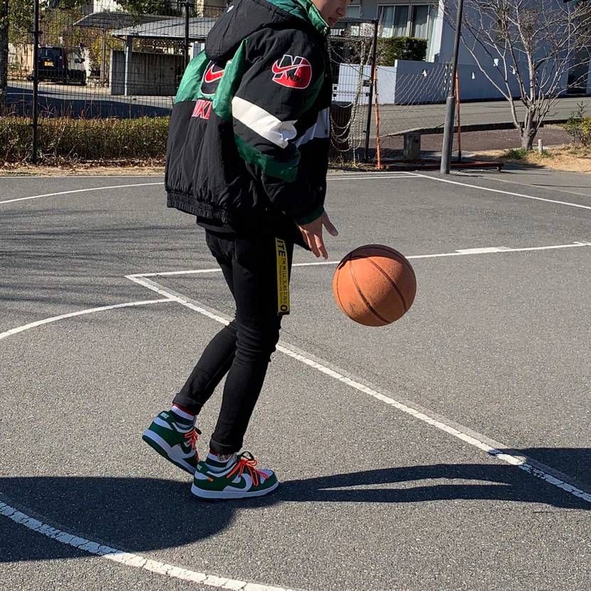 靴下と色を合わせるのが好きです。