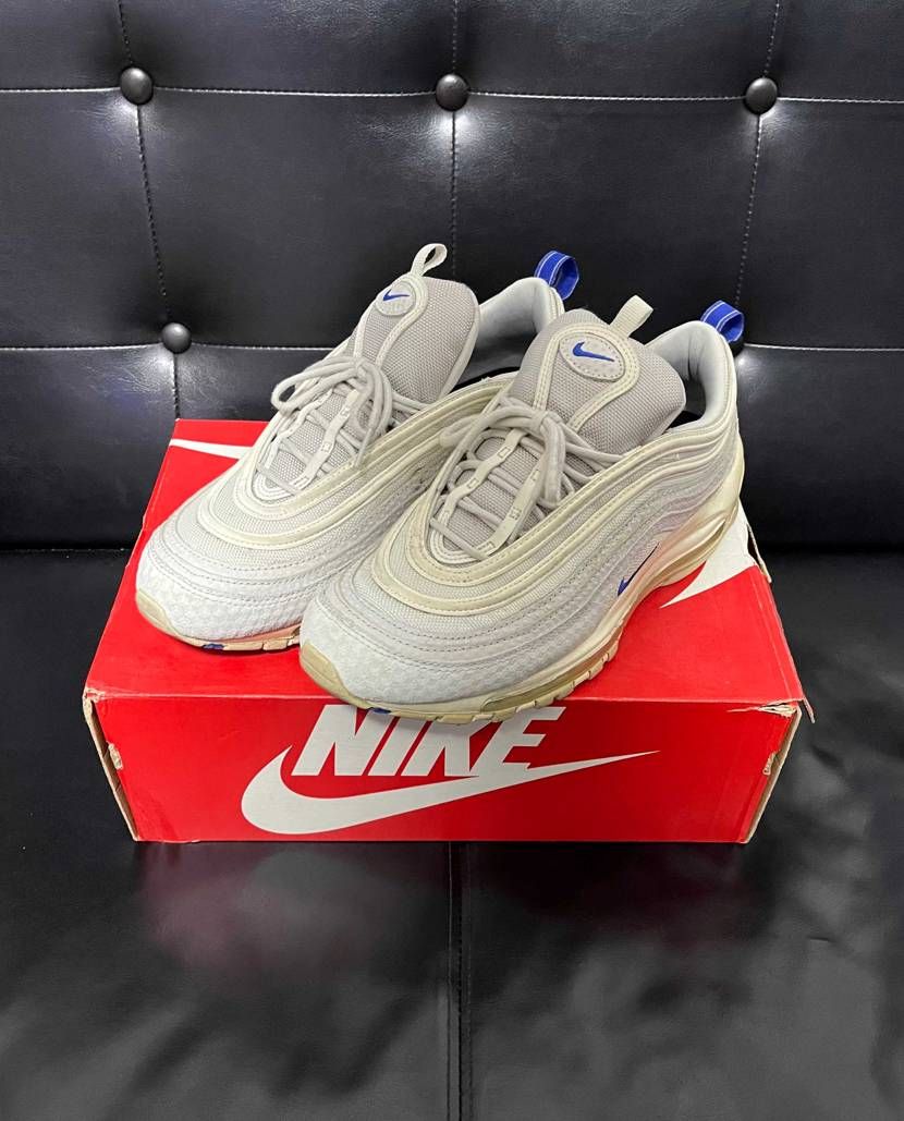 唯一持ってるairmax
スニダンで見てもないのなんでだろ