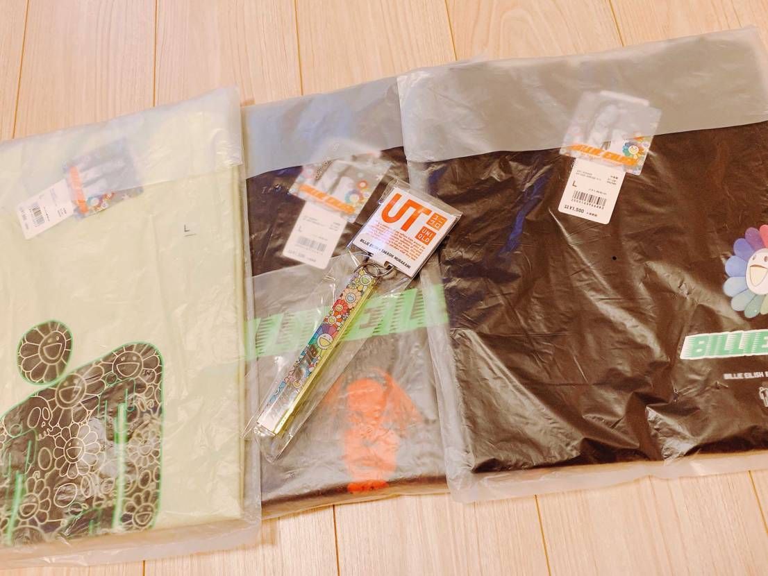 こん前のリストックで
買ったけど
ノベルティーついてた🤩
でも案外しょぼか