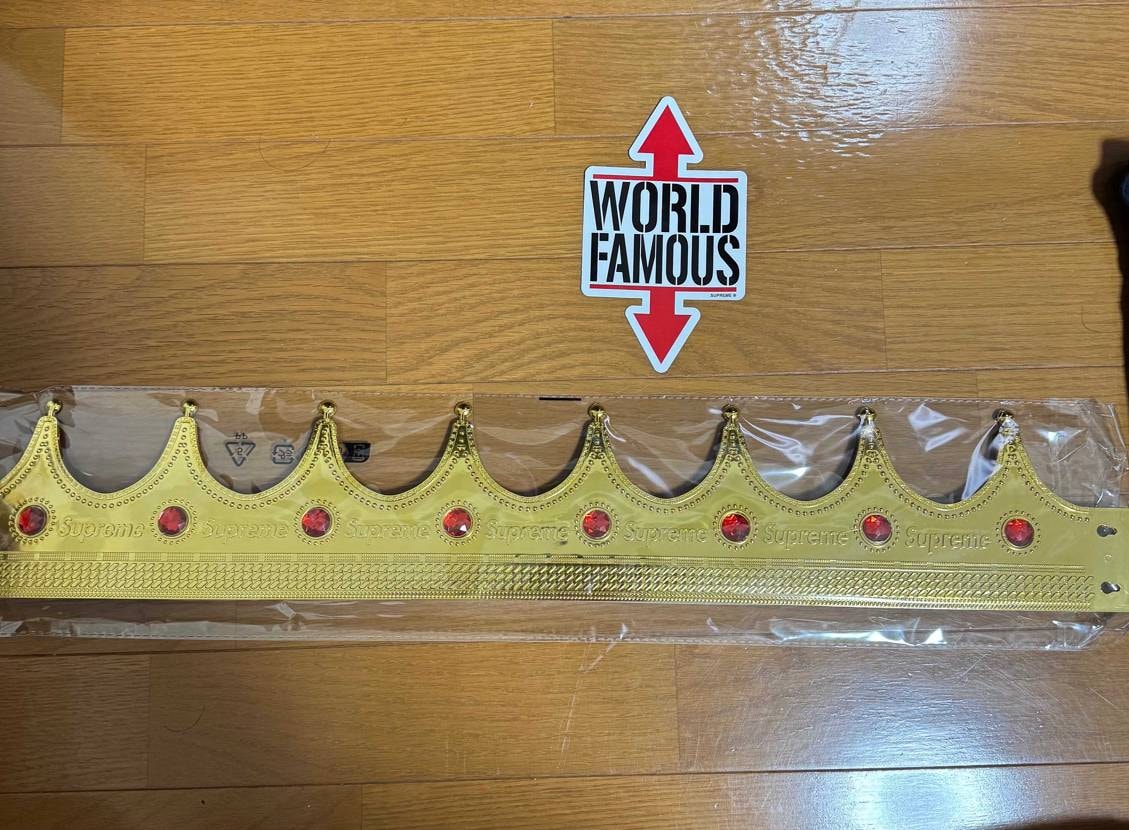 2月28日(土)
午前5:30起床。
supreme立ち