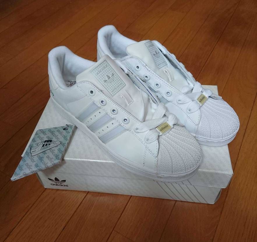 【実家探索】
アディカラー
7色のカラーブロックを差し込めるアイディアもの
勿体